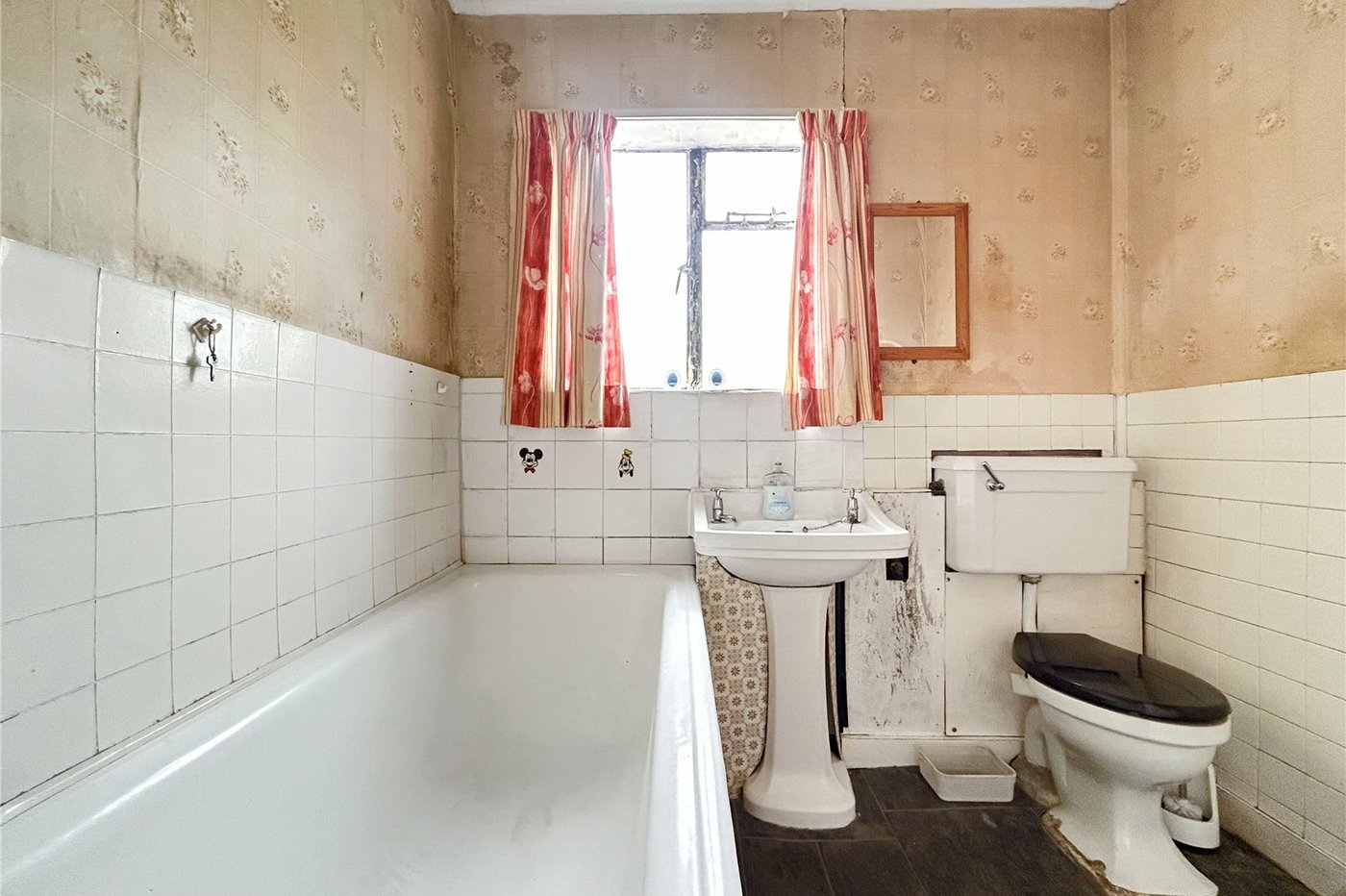 4 bedroom house for sale in Gillingham | Robinson Michael & Jackson