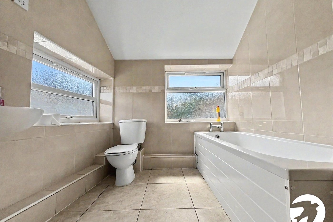 1 bedroom house for sale in Chatham | Robinson Michael & Jackson