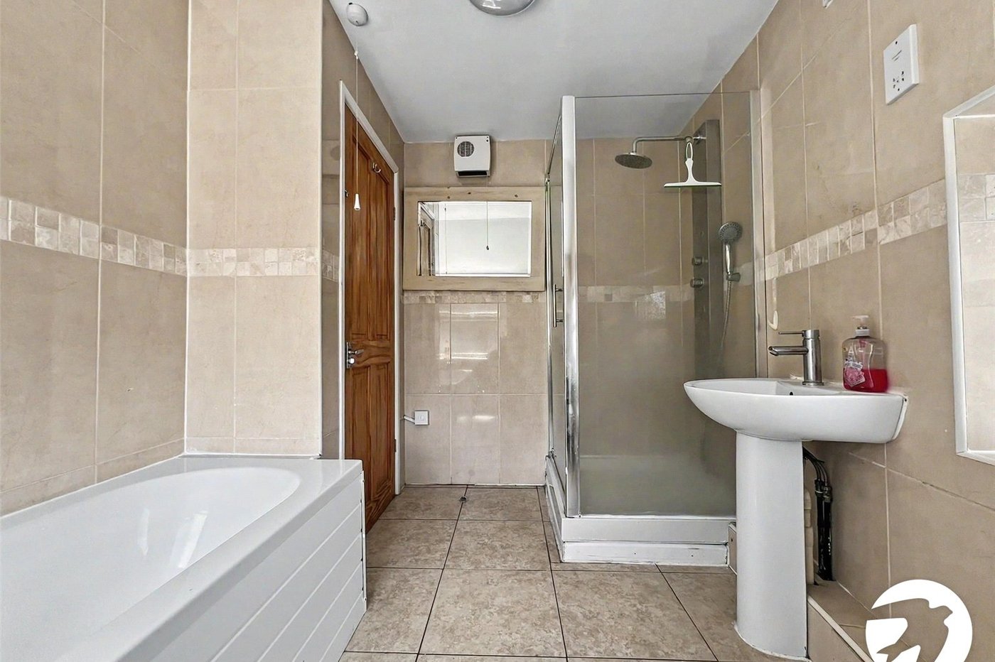 1 bedroom house for sale in Chatham | Robinson Michael & Jackson