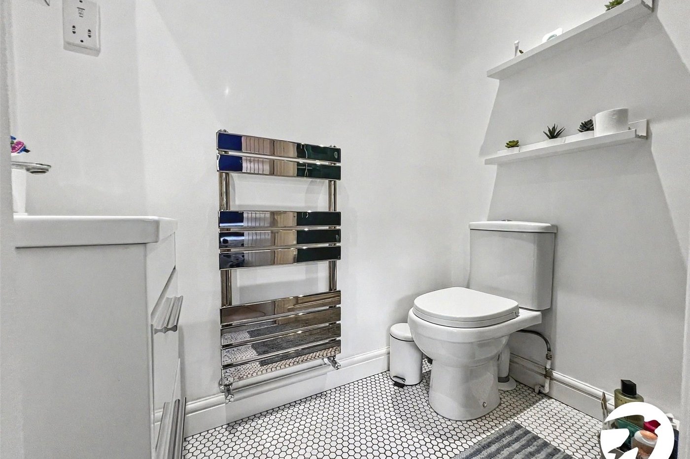 2 bedroom house for sale in Chatham | Robinson Michael & Jackson