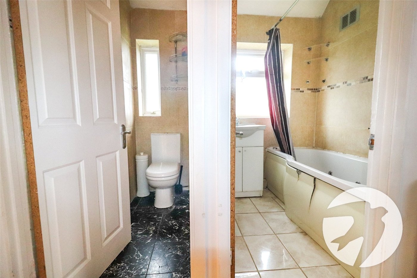 3 bedroom house for sale in Erith | Robinson Jackson