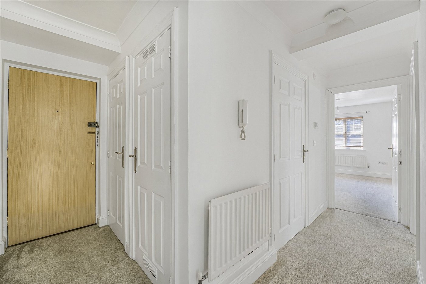 2 bedroom property for sale in Dartford | Robinson Jackson