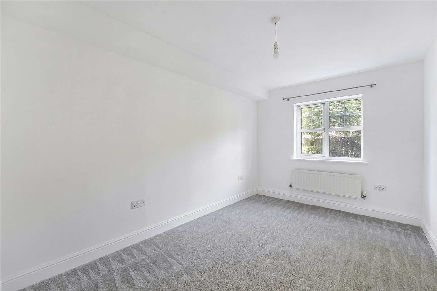 2 bedroom property for sale in Dartford | Robinson Jackson