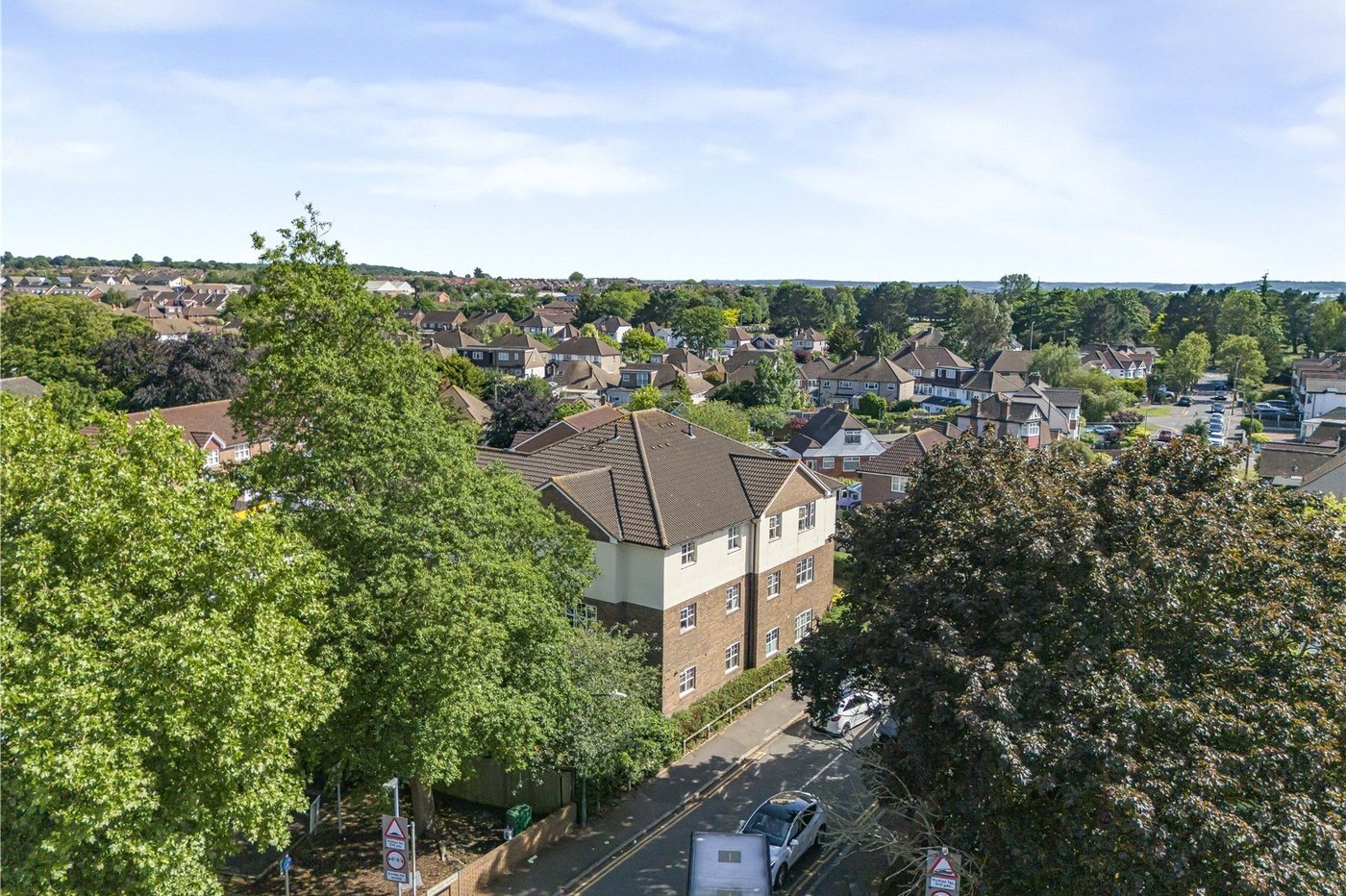 2 bedroom property for sale in Dartford | Robinson Jackson