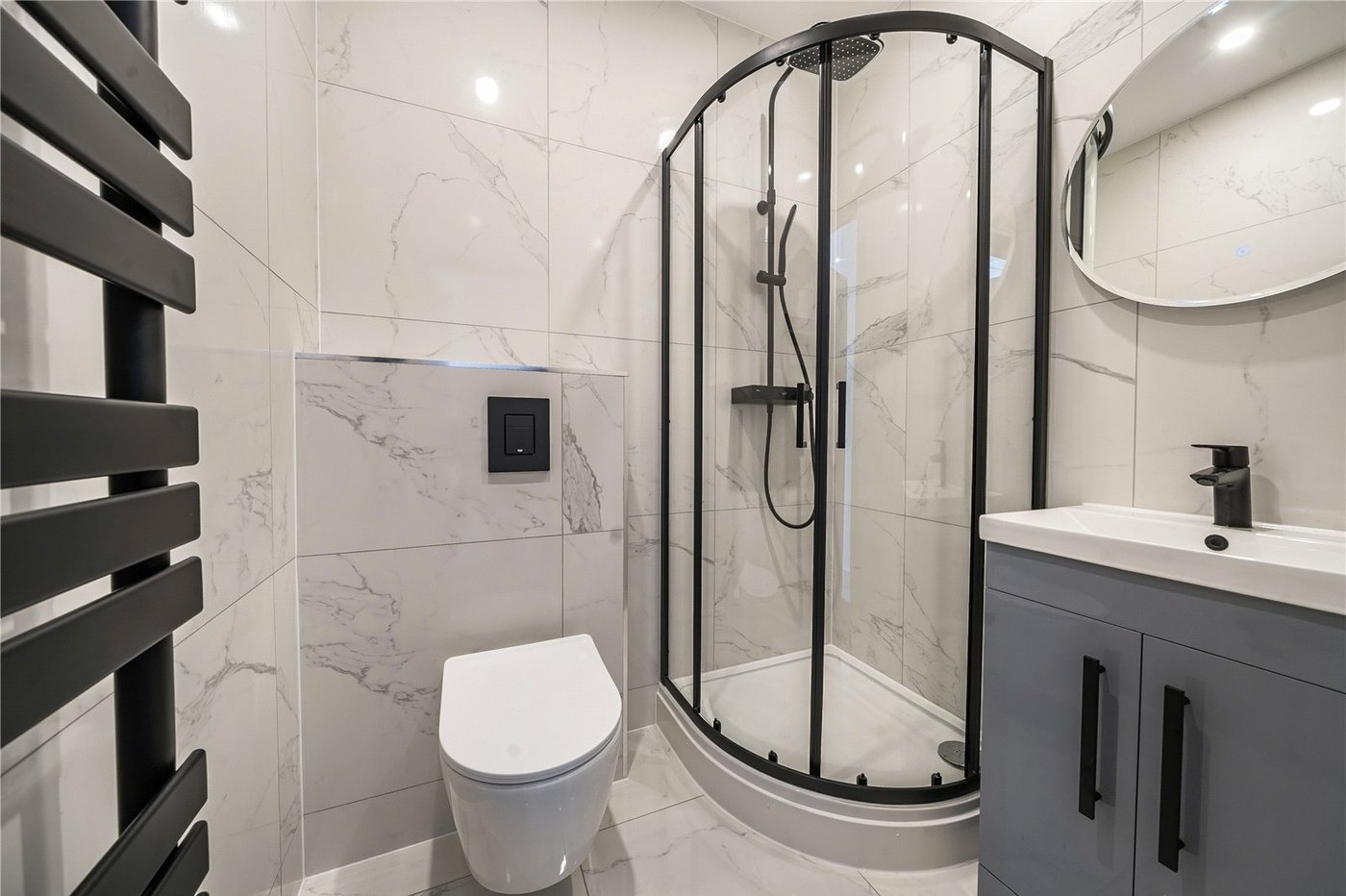 2 bedroom house for sale in London | Robinson Jackson