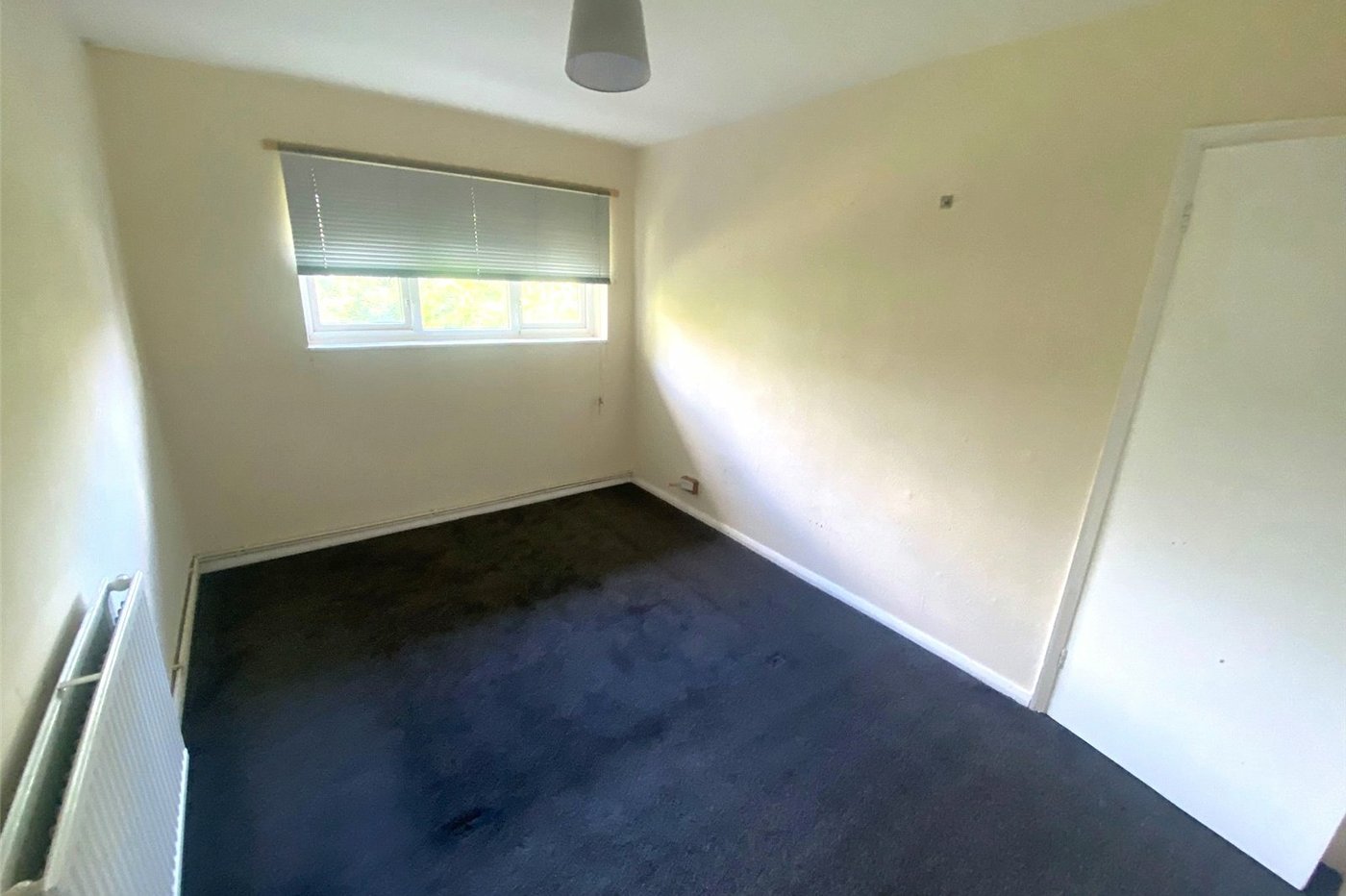 3 bedroom property for sale in London | Robinson Jackson