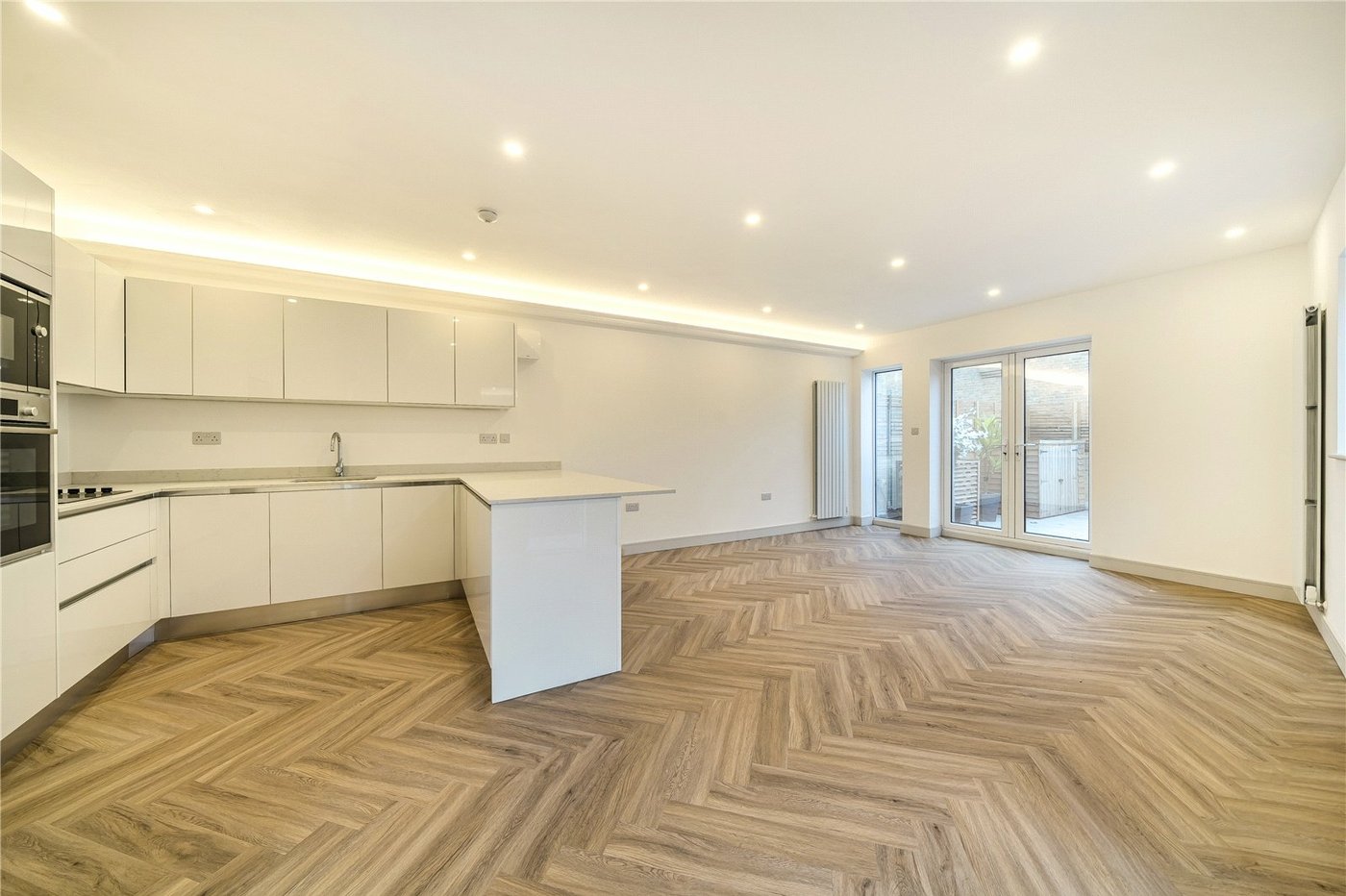 2 bedroom house for sale in  | Robinson Jackson