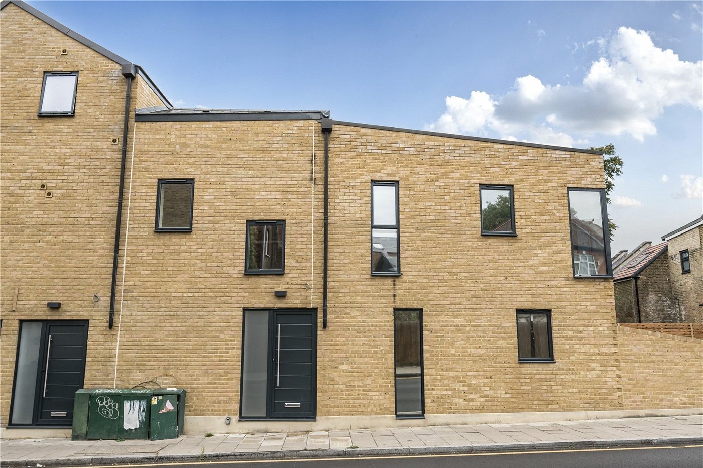 2 bedroom house for sale in  | Robinson Jackson