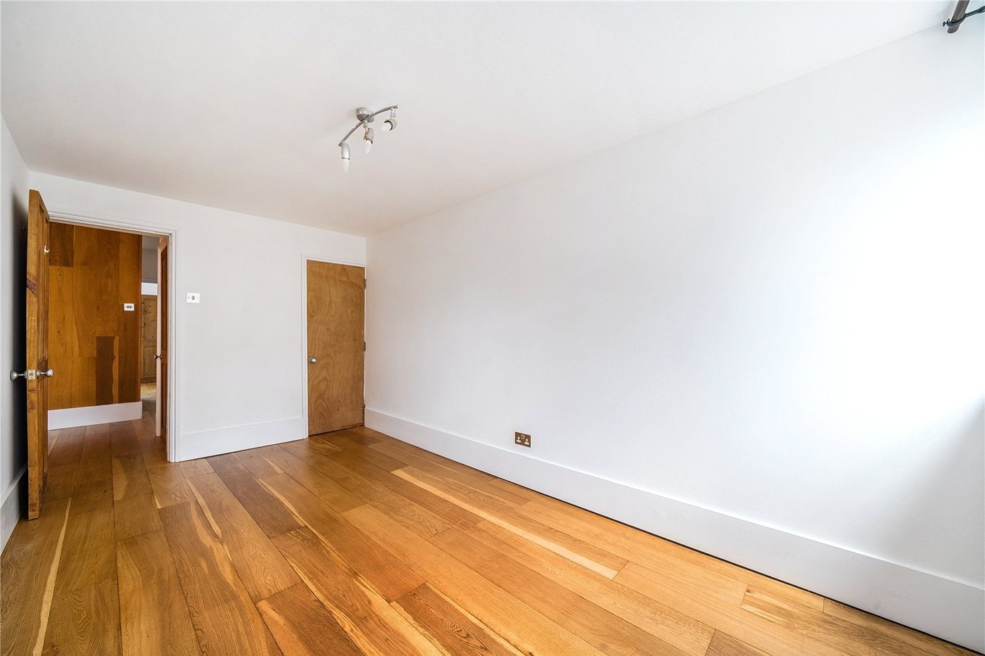 1 bedroom property for sale in Sydenham | Robinson Jackson