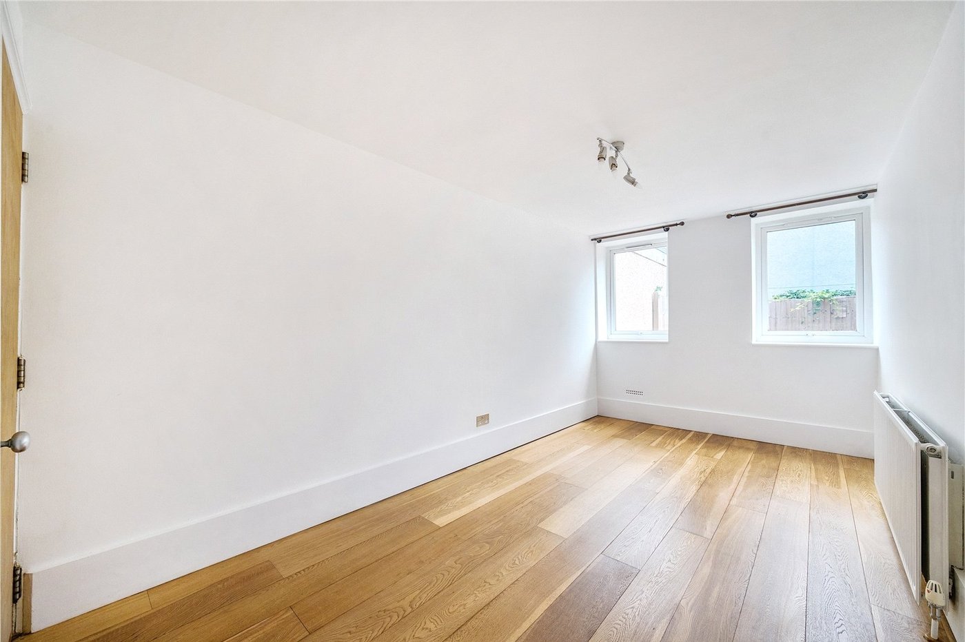 1 bedroom property for sale in Sydenham | Robinson Jackson