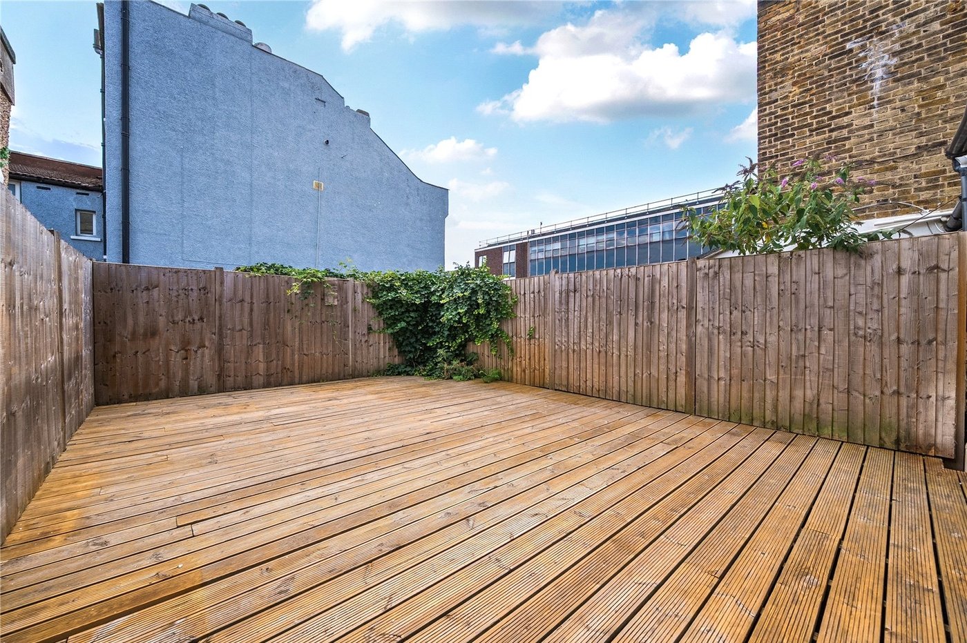 1 bedroom property for sale in Sydenham | Robinson Jackson