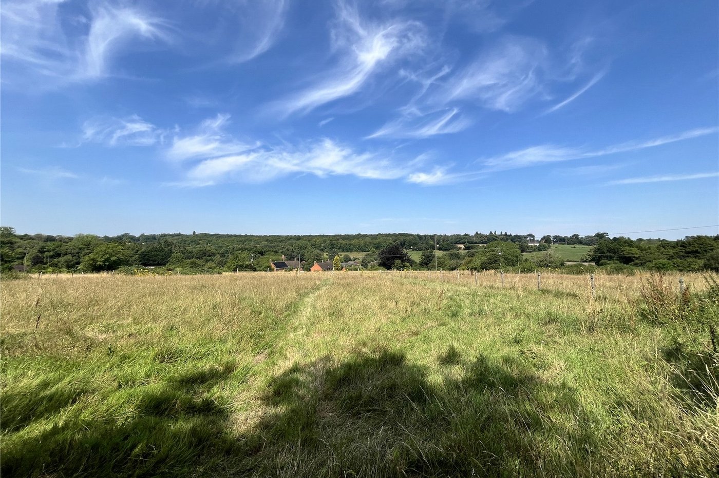 3 bedroom bungalow for sale in Newnham | Robinson Michael & Jackson