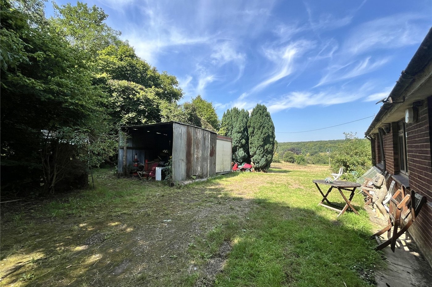 3 bedroom bungalow for sale in Newnham | Robinson Michael & Jackson