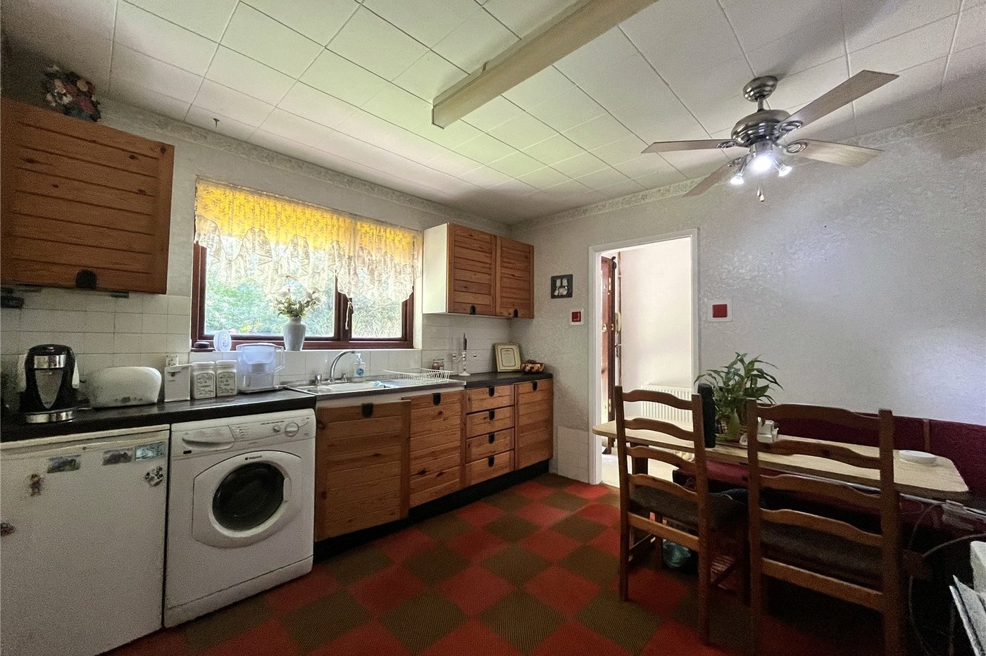 3 bedroom bungalow for sale in Newnham | Robinson Michael & Jackson