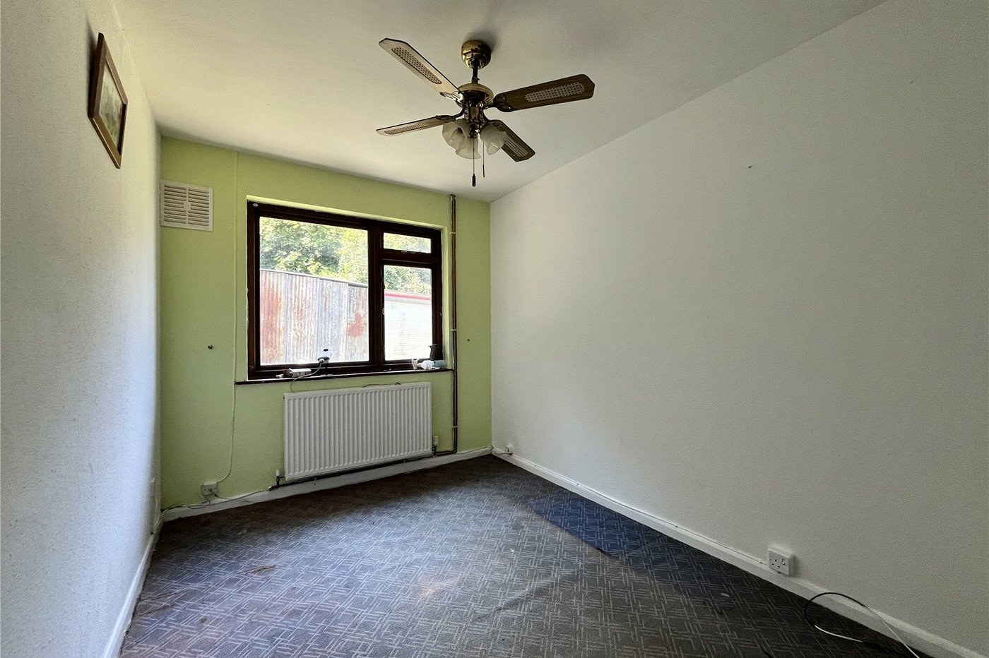 3 bedroom bungalow for sale in Newnham | Robinson Michael & Jackson