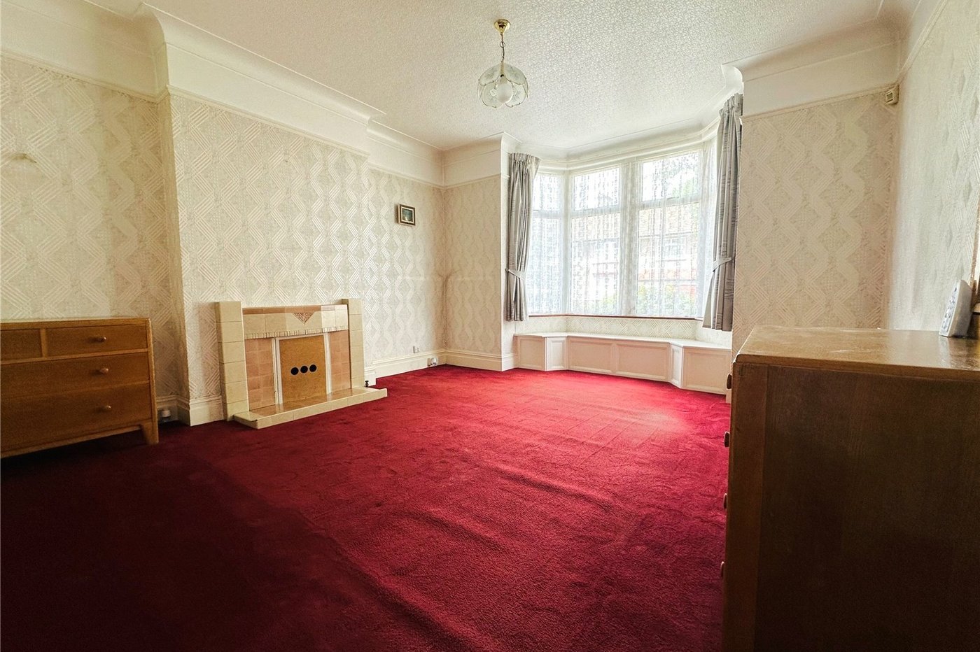 4 bedroom house for sale in London | Robinson Jackson