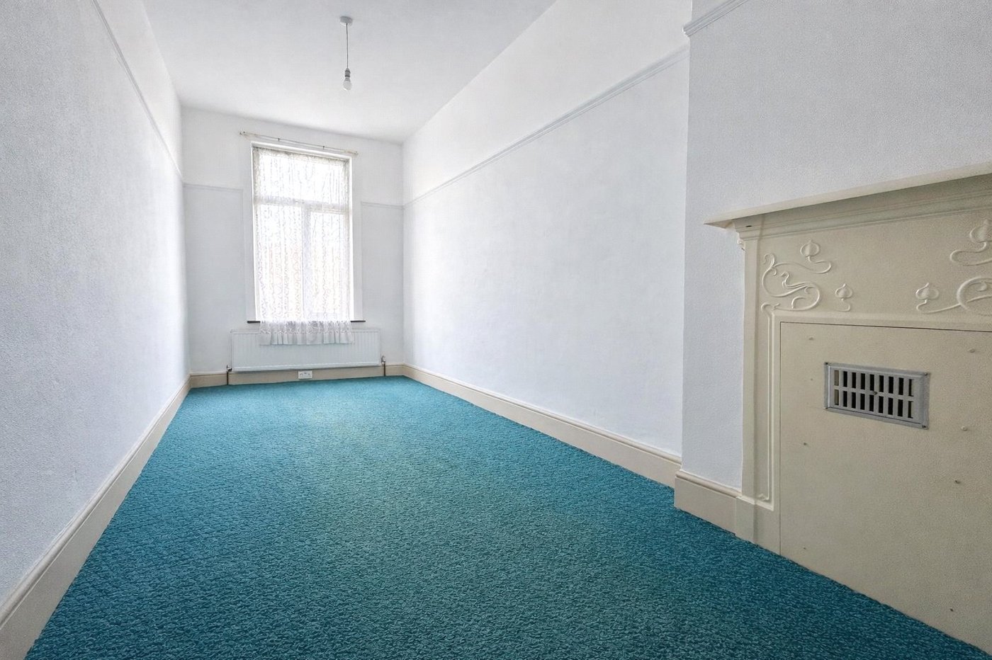 4 bedroom house for sale in London | Robinson Jackson