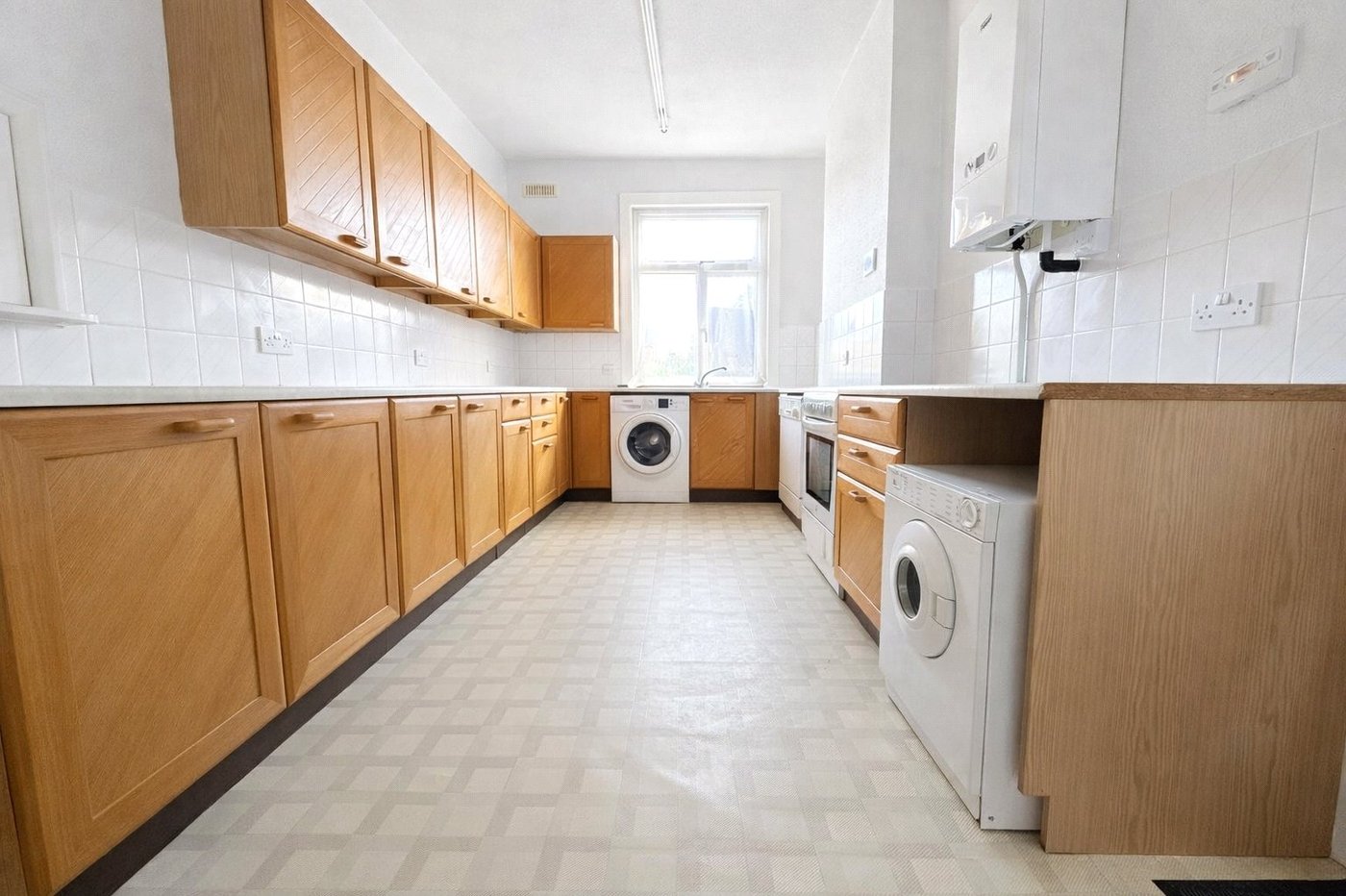 4 bedroom house for sale in London | Robinson Jackson