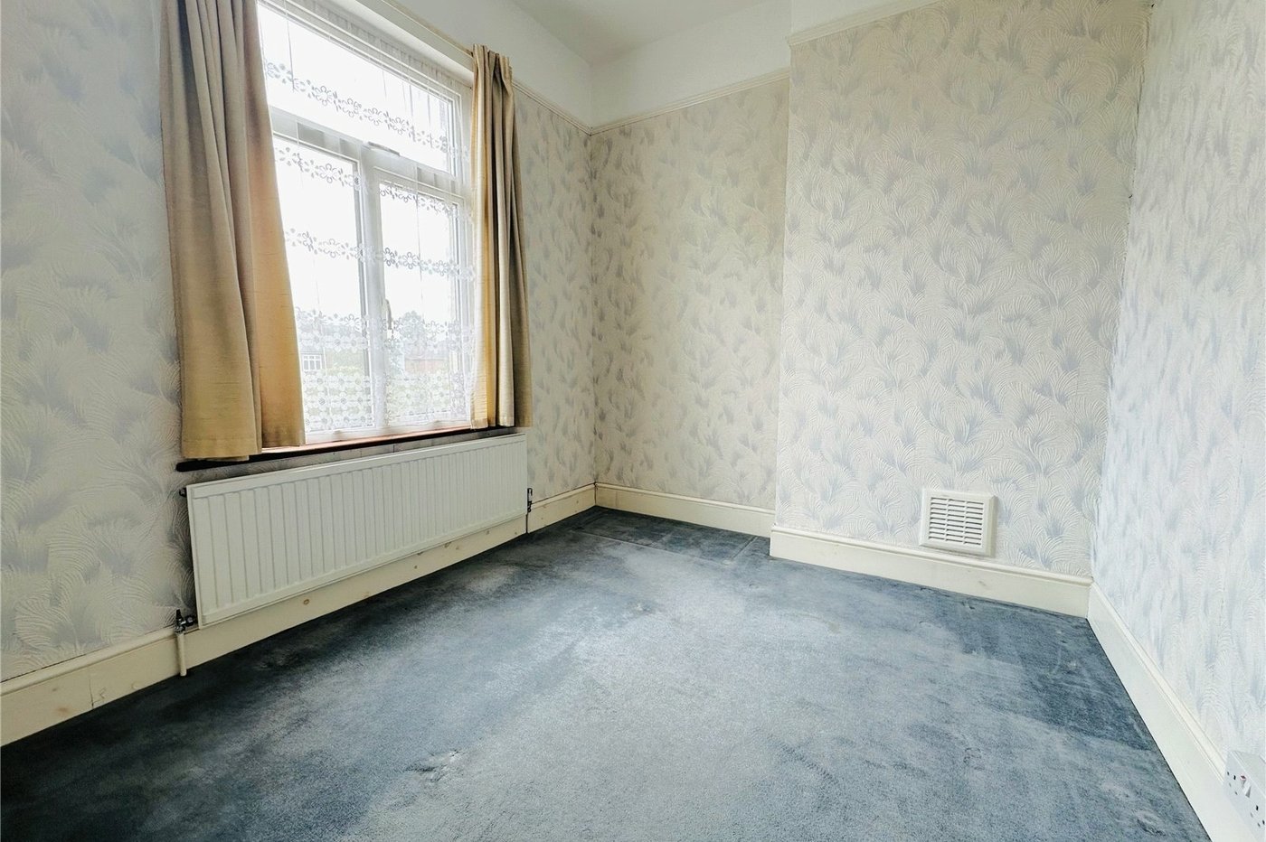 4 bedroom house for sale in London | Robinson Jackson