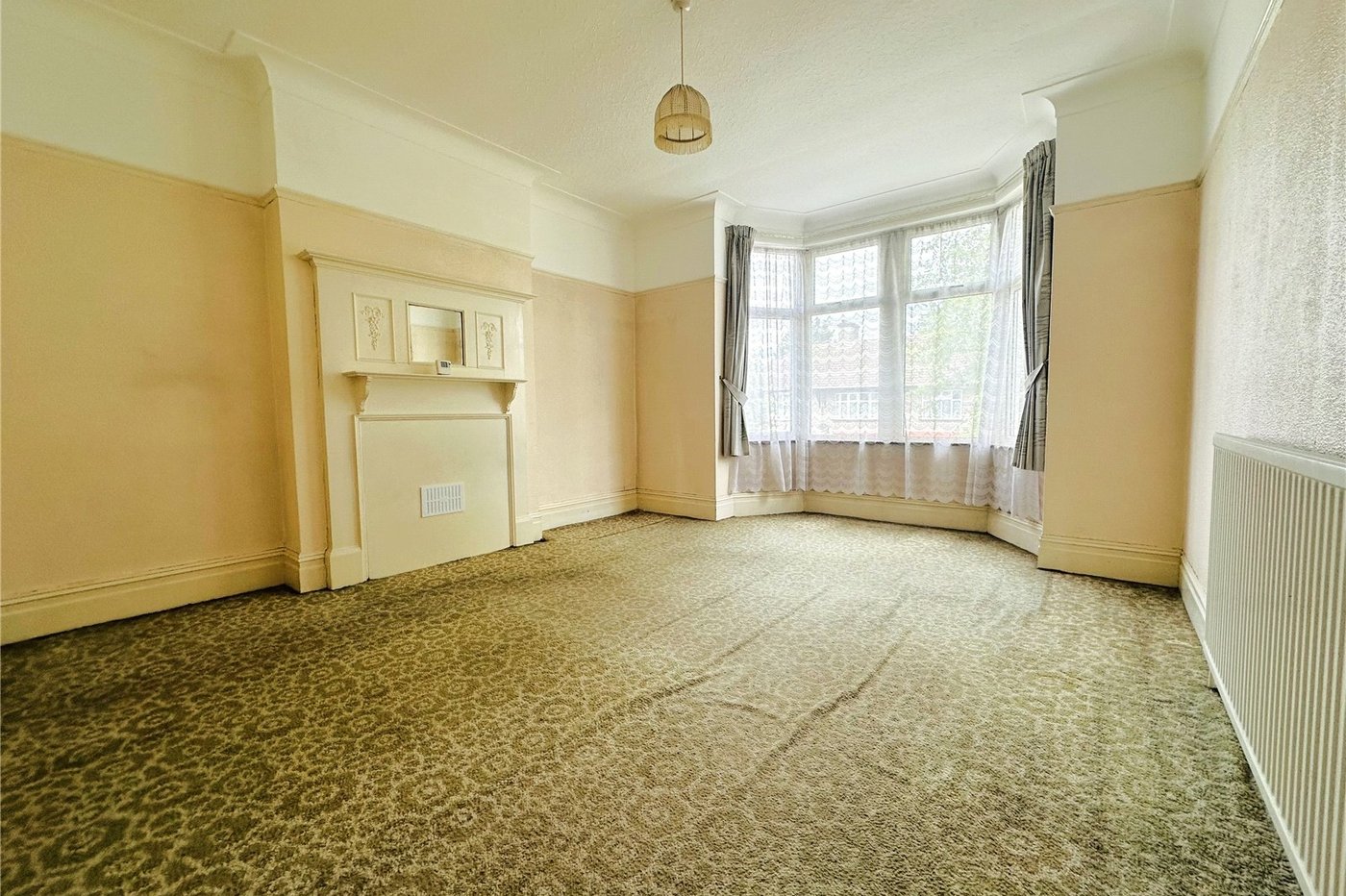 4 bedroom house for sale in London | Robinson Jackson