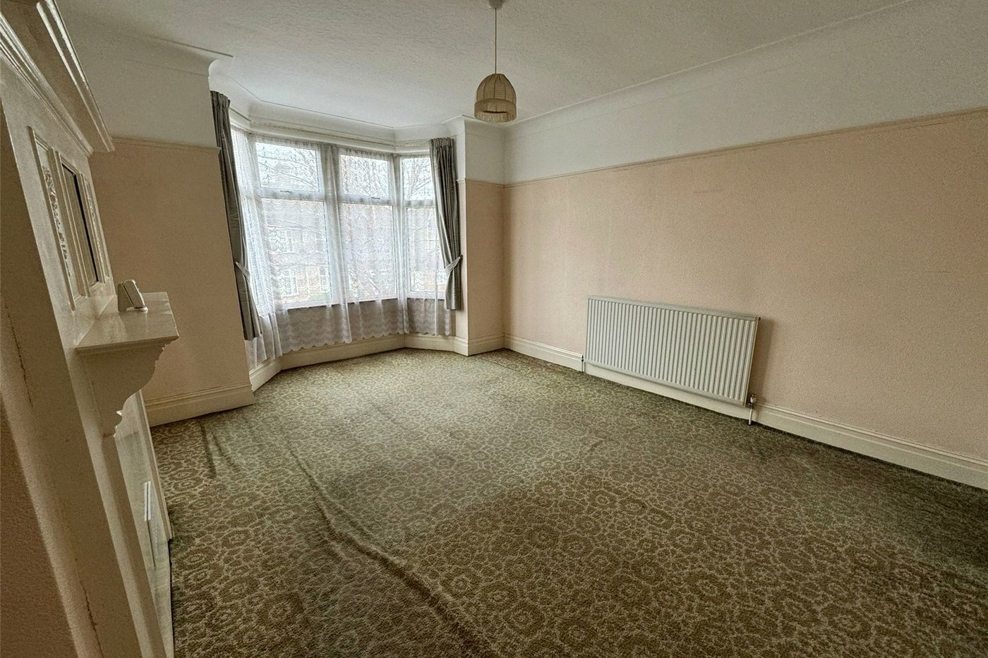 4 bedroom house for sale in London | Robinson Jackson