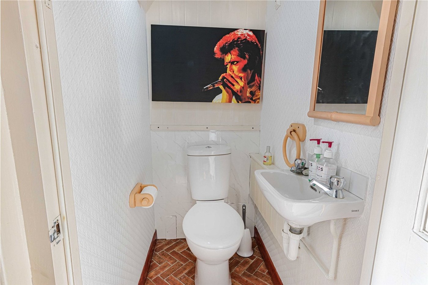 3 bedroom house for sale in Welling | Robinson Jackson