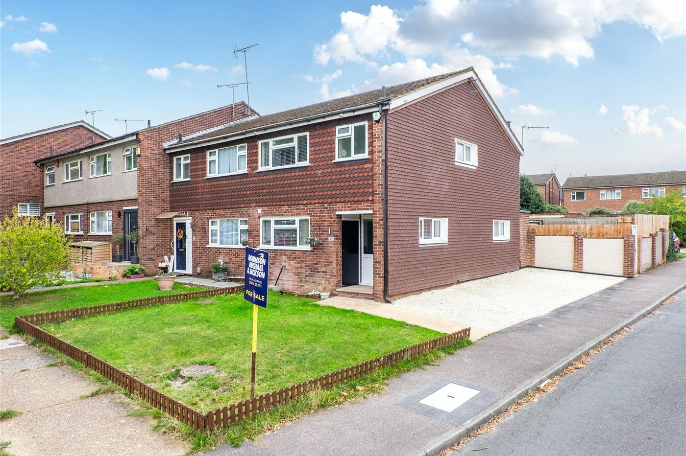 3 bedroom house for sale in Chalk | Robinson Michael & Jackson