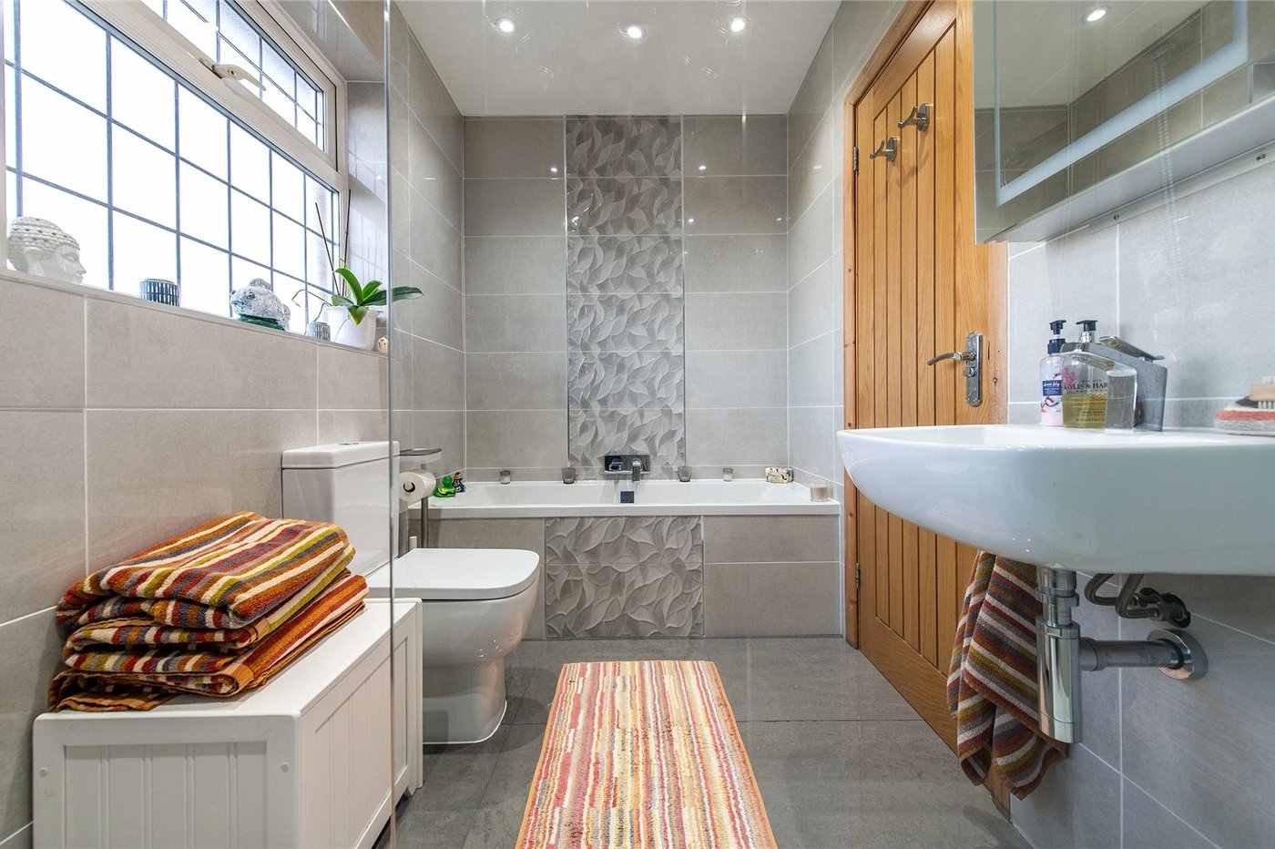 4 bedroom house for sale in Chalk | Robinson Michael & Jackson