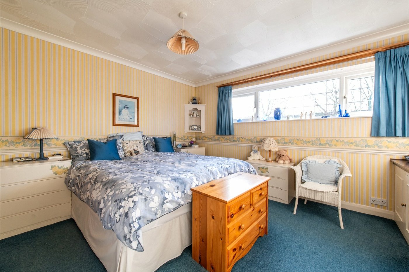 4 bedroom house for sale in Chalk | Robinson Michael & Jackson