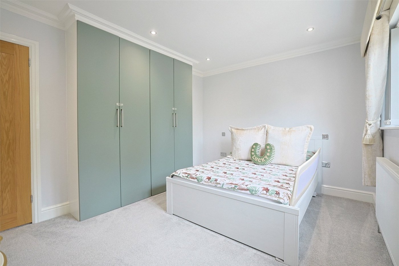 3 bedroom house for sale in Chalk | Robinson Michael & Jackson