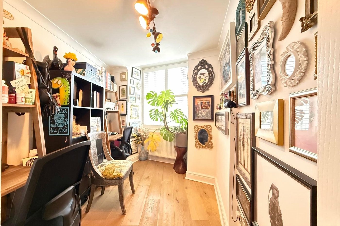 3 bedroom house for sale in London | Robinson Jackson