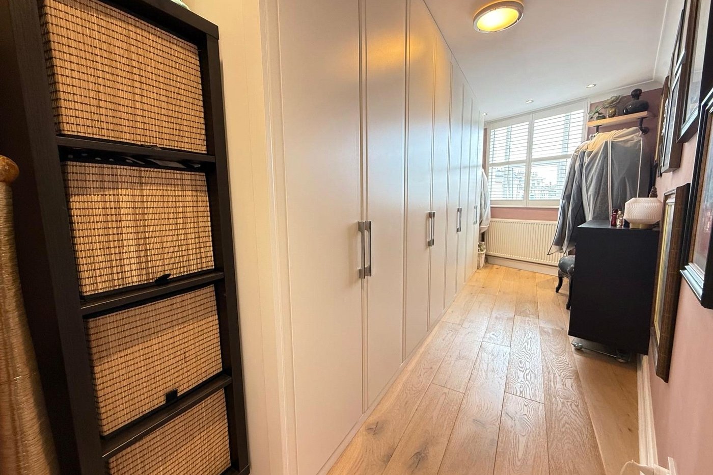 3 bedroom house for sale in London | Robinson Jackson