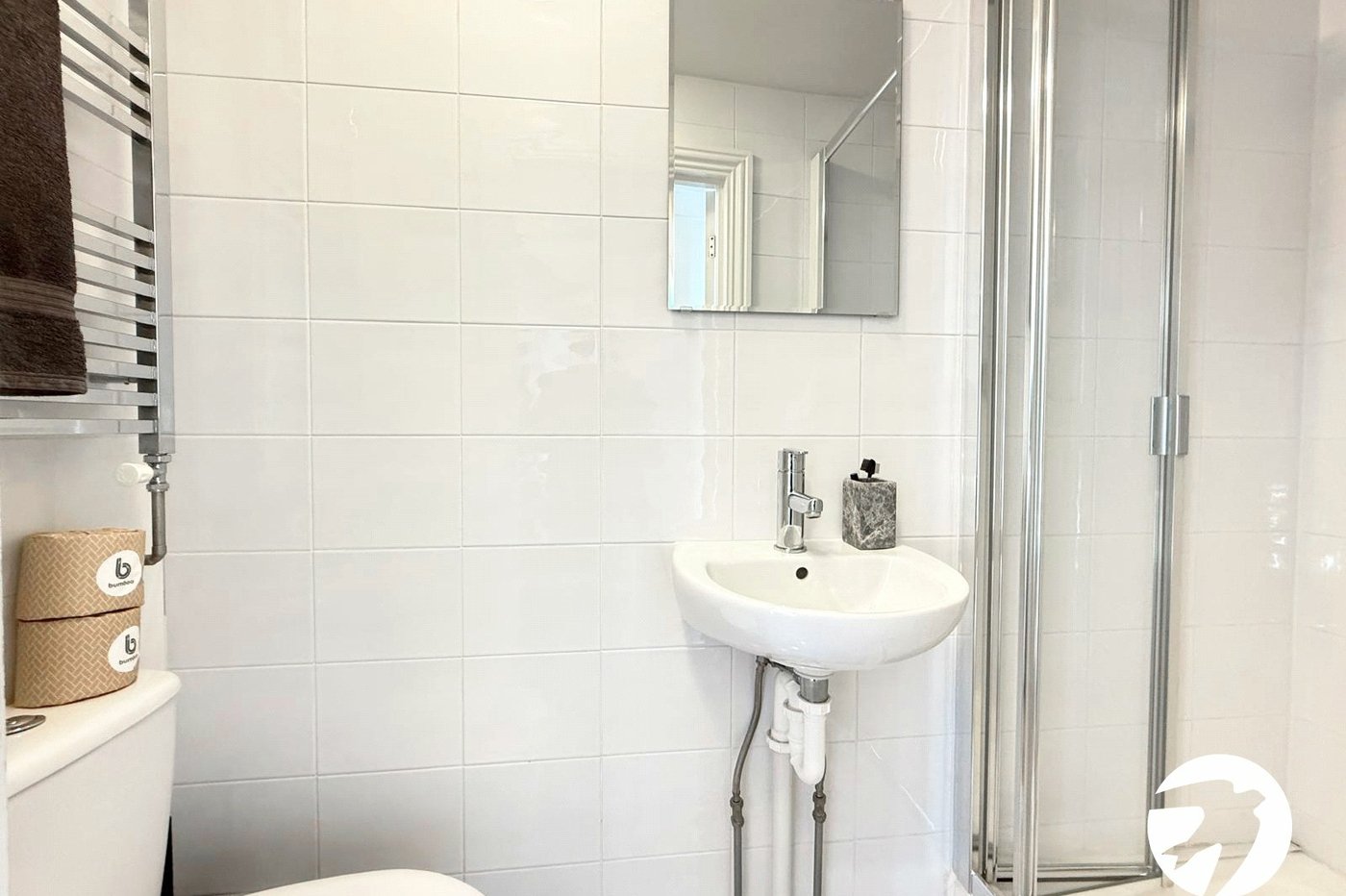 3 bedroom house for sale in London | Robinson Jackson