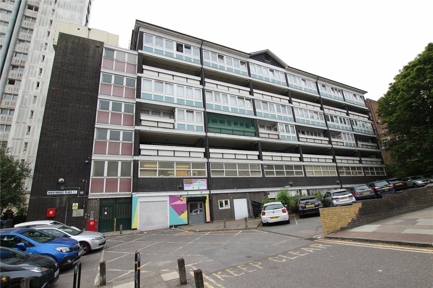 2 bedroom property for sale in London | Robinson Jackson