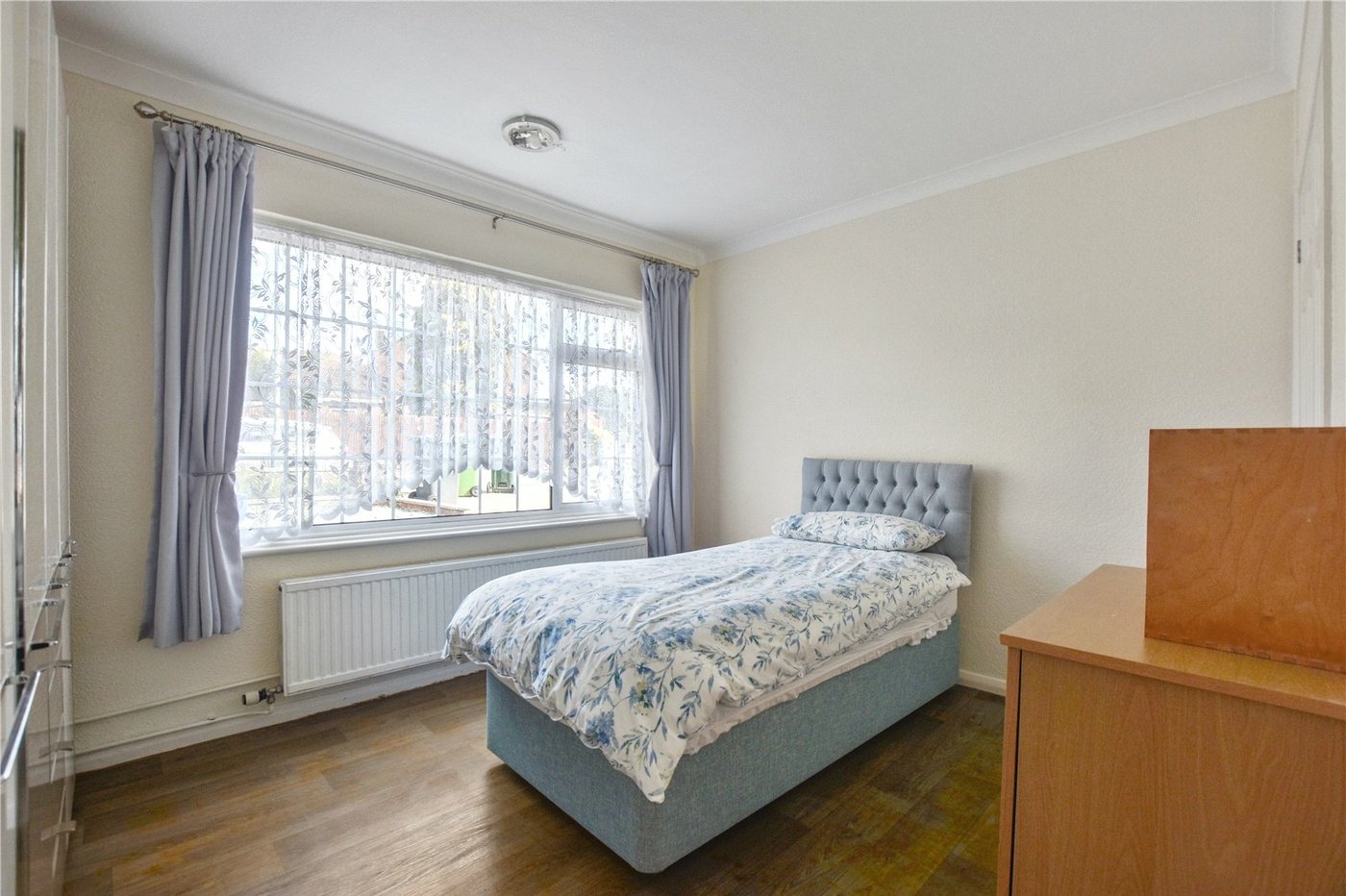 3 bedroom bungalow for sale in Dartford | Robinson Jackson