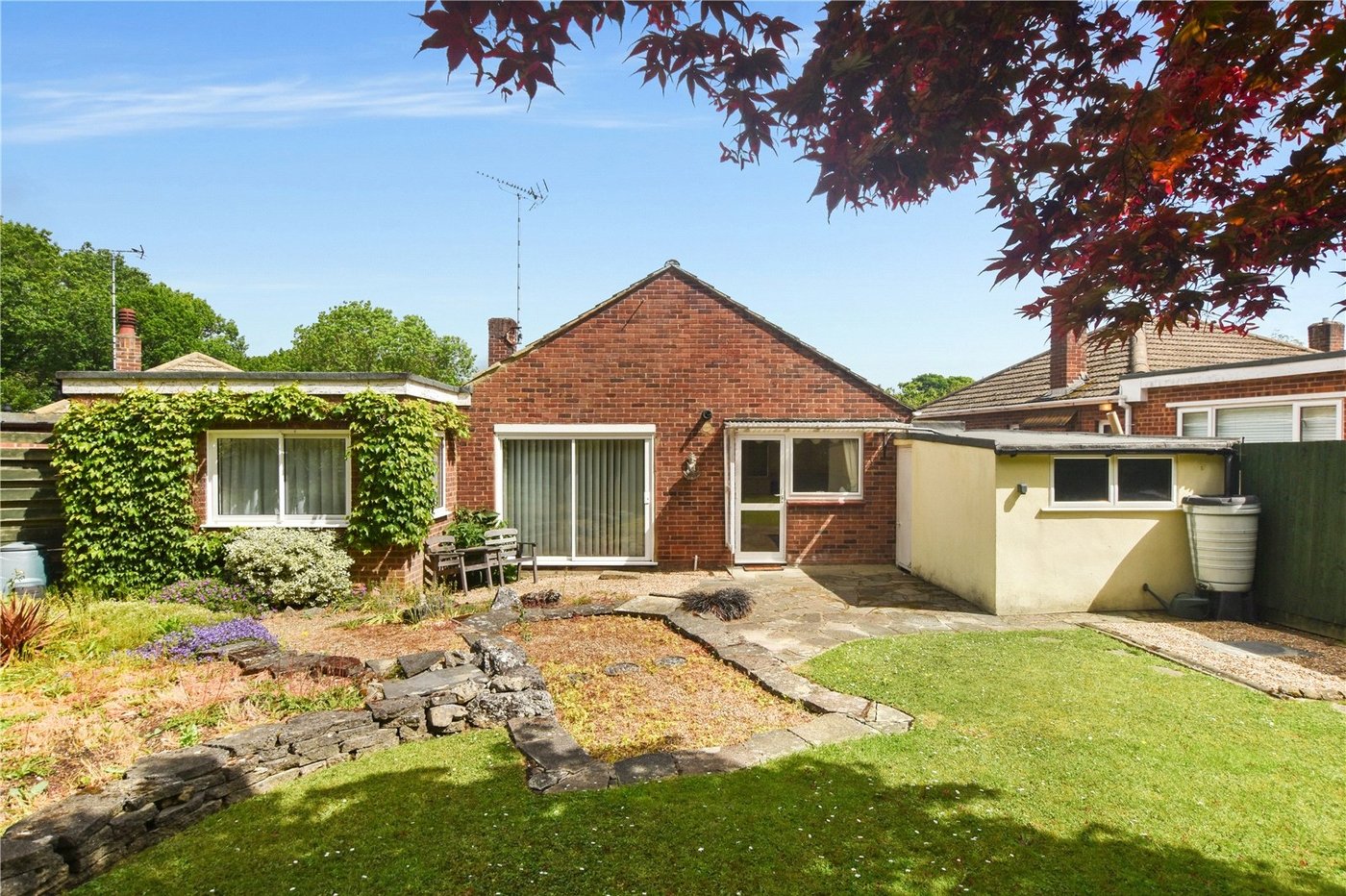 3 bedroom bungalow for sale in Dartford | Robinson Jackson