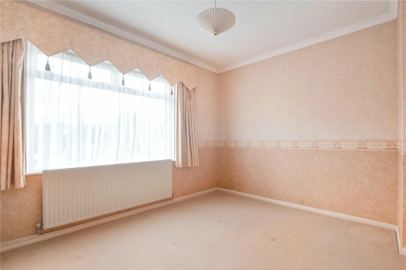 3 bedroom bungalow for sale in Dartford | Robinson Jackson