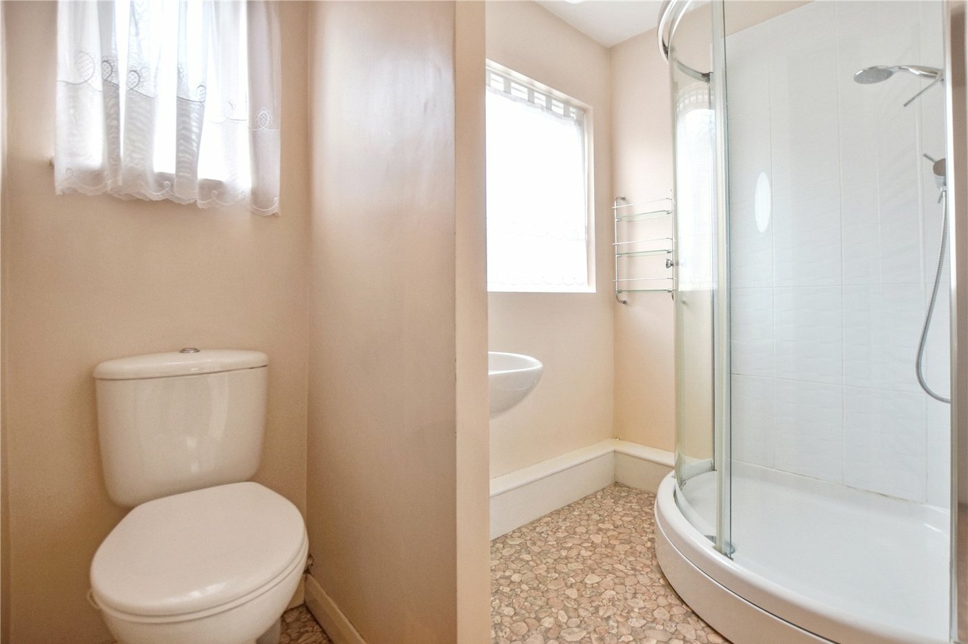 3 bedroom bungalow for sale in Dartford | Robinson Jackson