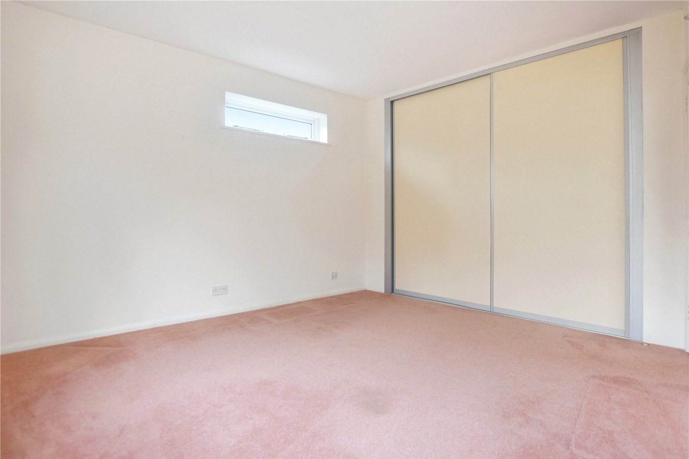 3 bedroom bungalow for sale in Dartford | Robinson Jackson