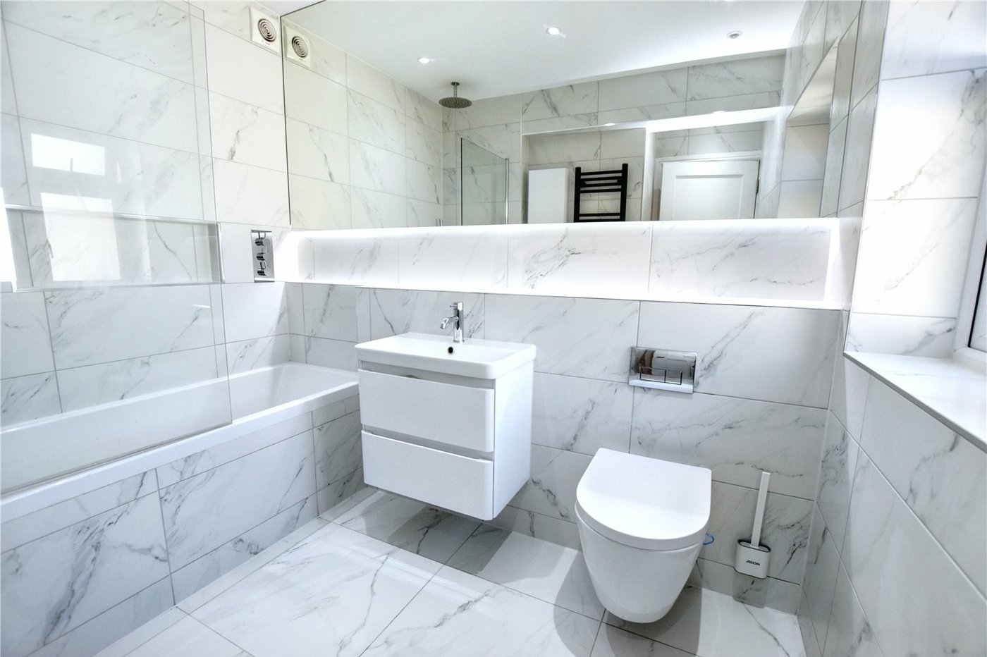 4 bedroom house for sale in Bexleyheath | Robinson Jackson