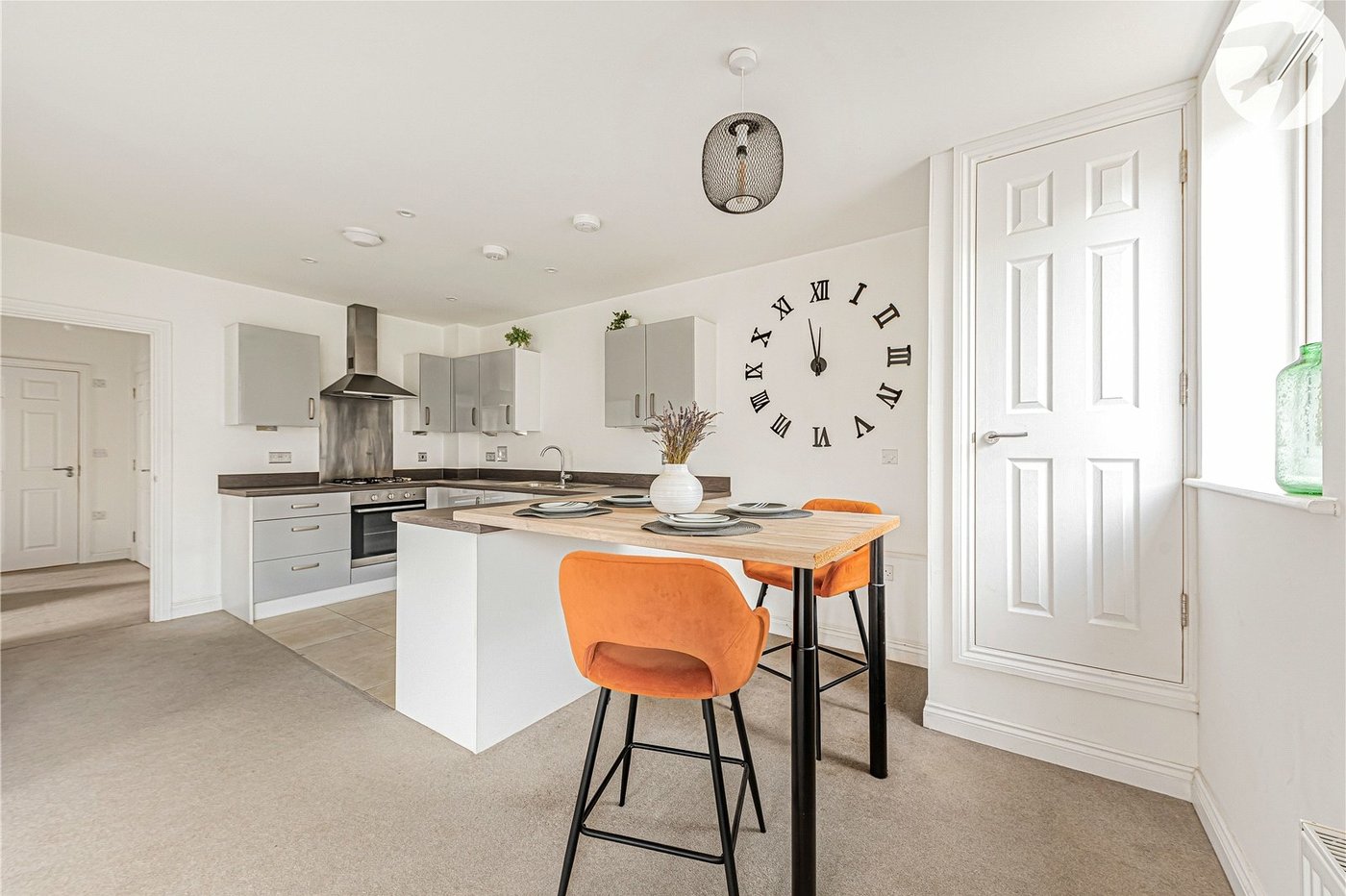 2 bedroom property for sale in Castle Hill | Robinson Jackson