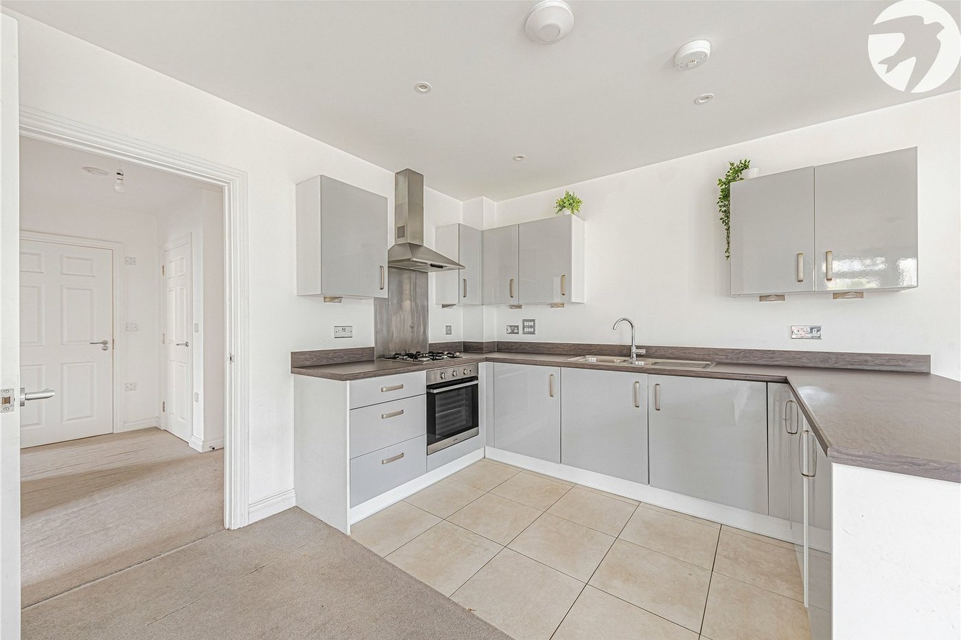 2 bedroom property for sale in Castle Hill | Robinson Jackson