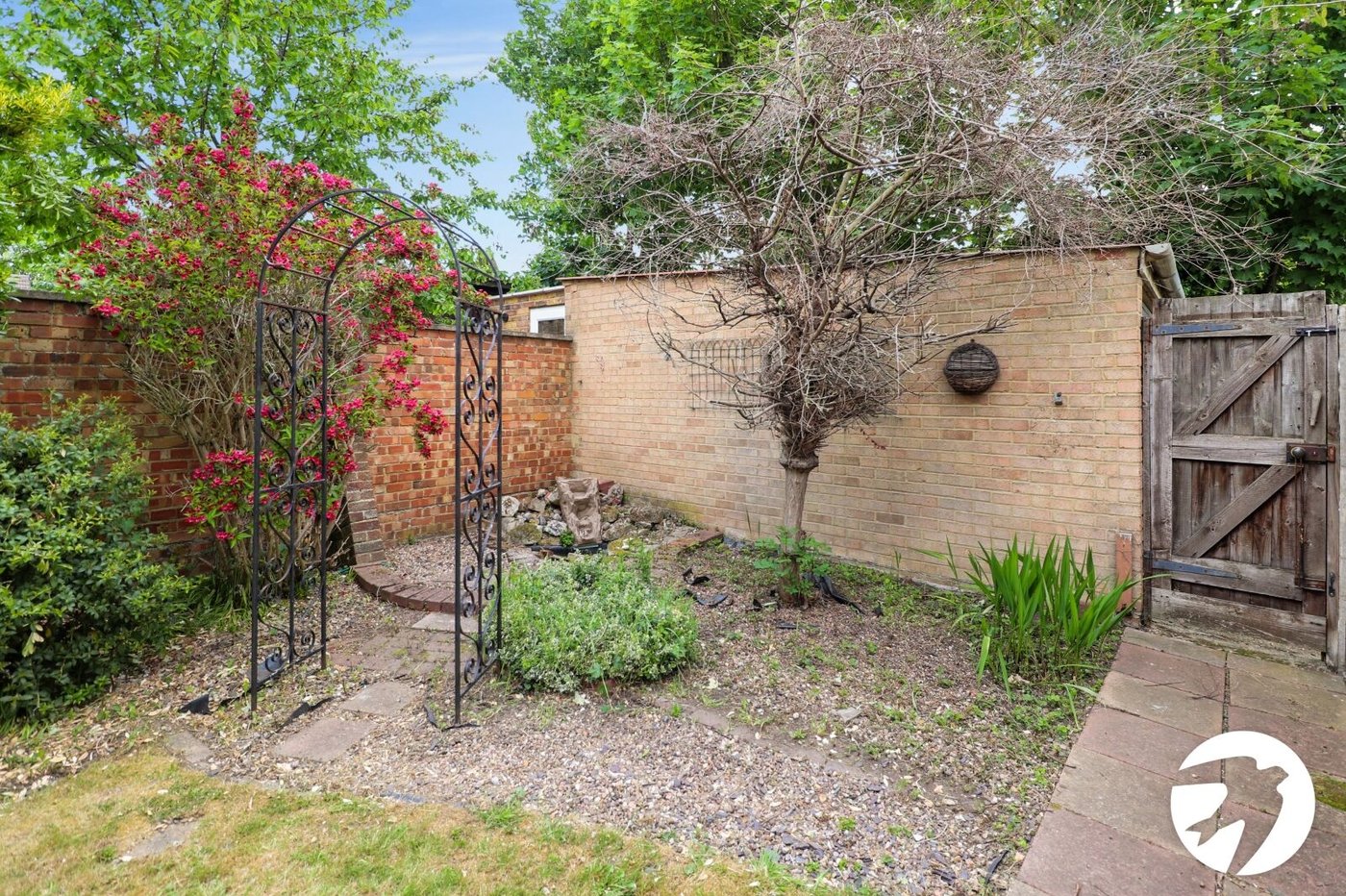 2 bedroom house for sale in Belvedere | Robinson Jackson