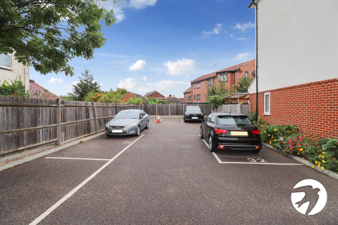 4 bedroom property for sale in Belvedere | Robinson Jackson