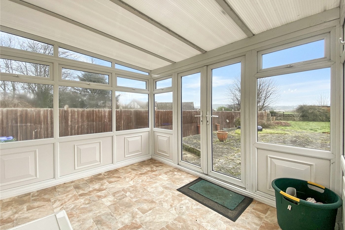 2 bedroom bungalow for sale in Sidcup | Robinson Jackson