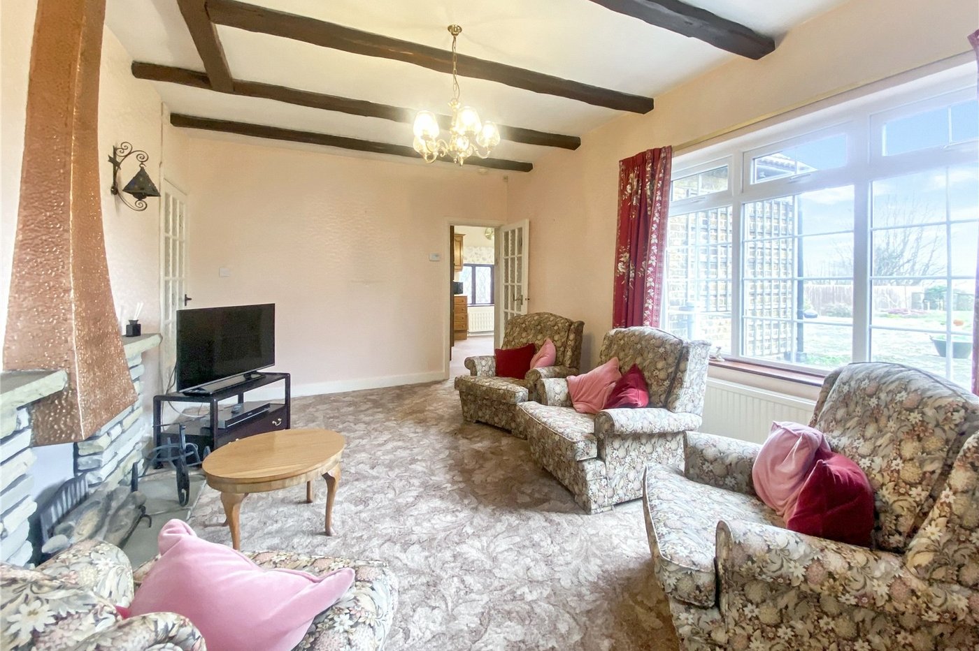 2 bedroom bungalow for sale in Sidcup | Robinson Jackson