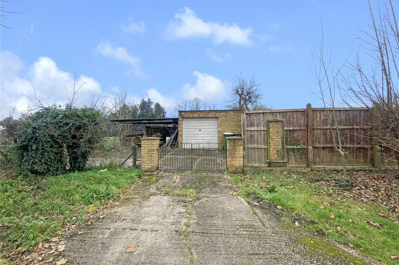 2 bedroom bungalow for sale in Sidcup | Robinson Jackson