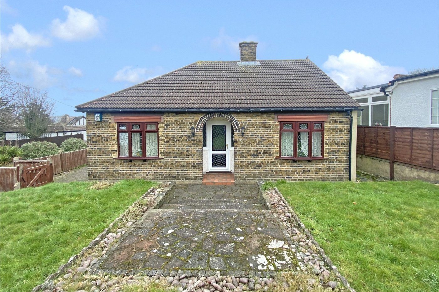 2 bedroom bungalow for sale in Sidcup | Robinson Jackson