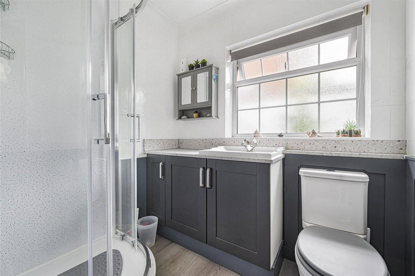 2 bedroom bungalow for sale in Cliffe | Robinson Michael & Jackson