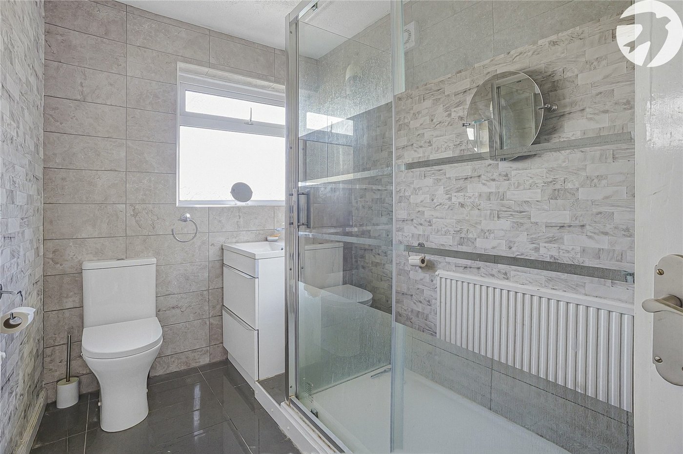 3 bedroom house for sale in West Dartford | Robinson Jackson